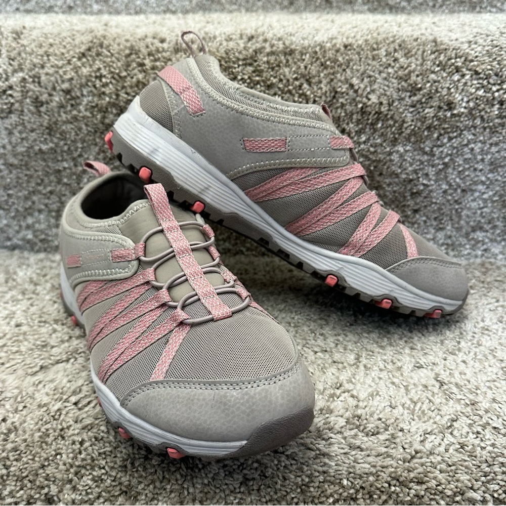 Women’s Skechers Seagar Hiker Topanga slip on size 8.5 pink and gray